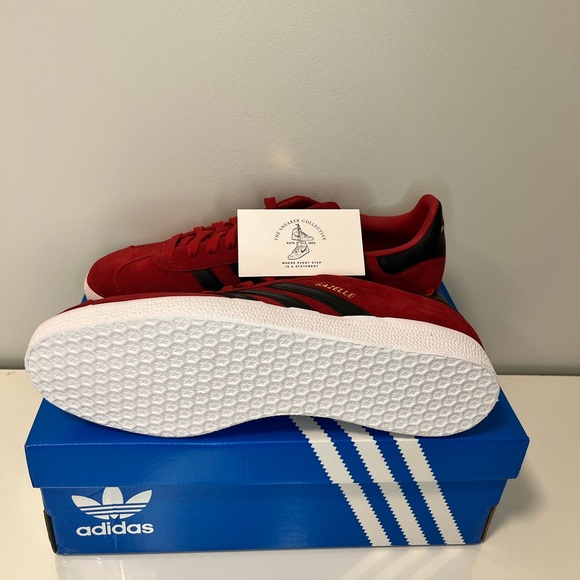 Adidas Originals Manchester United Gazelles - Picture 4 of 4